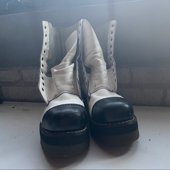 Vintage 90’s Steel Toe Dr Martens Platform Boot - Picture 4 of 16